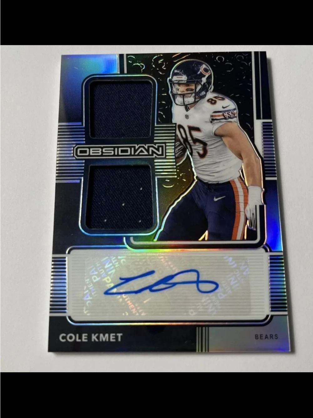 2020 Panini Obsidian - Cole Kmet ROOKIE JERSEY PATCH AUTOGRAPH 027/150 - Bears